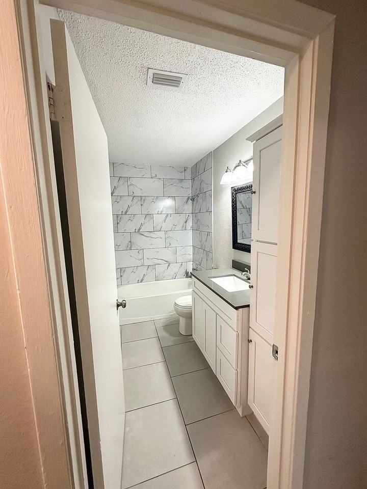 3012 Gaines St - Photo 7 of 16