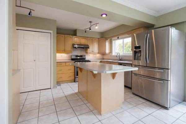 6800 Gibbons Drive - Photo 2 of 23