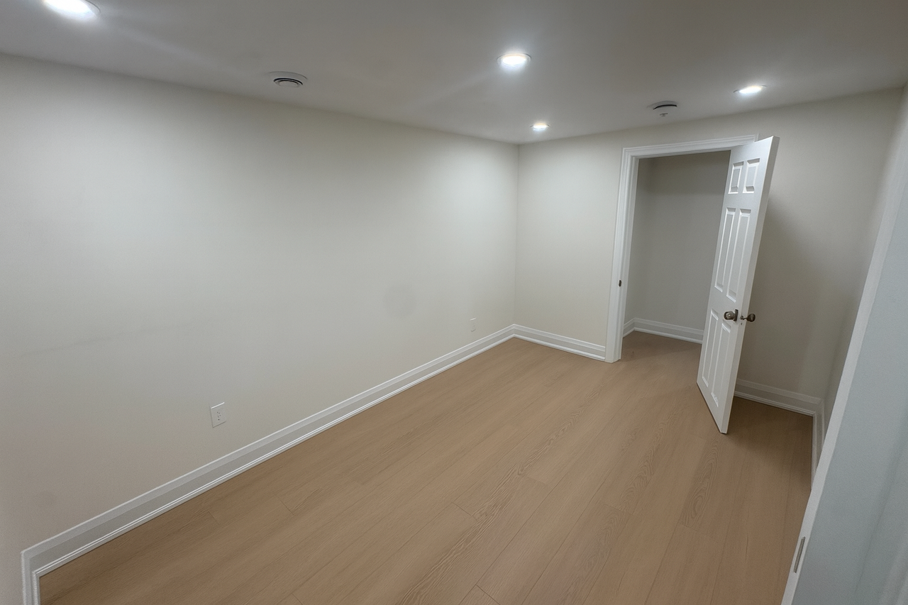 24 Newhaven Street #1 - Photo 4 of 9