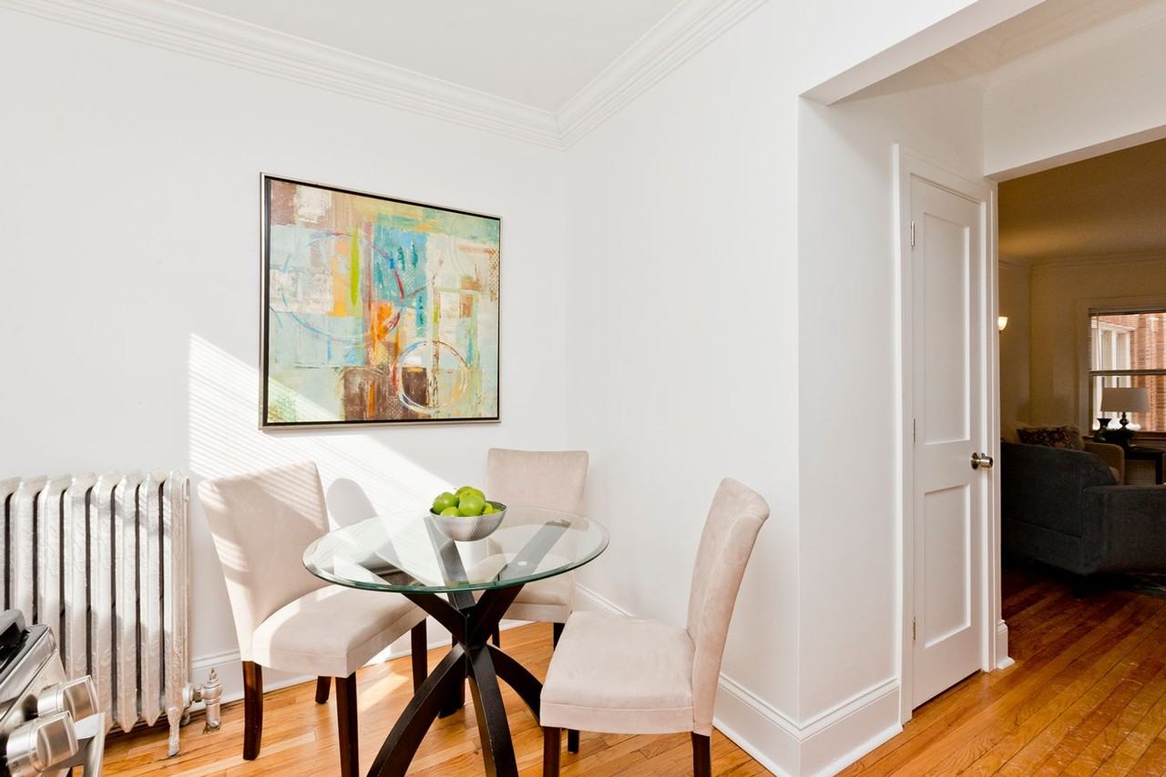 5330 N Kenmore Ave Apt 1w - Photo 3 of 10