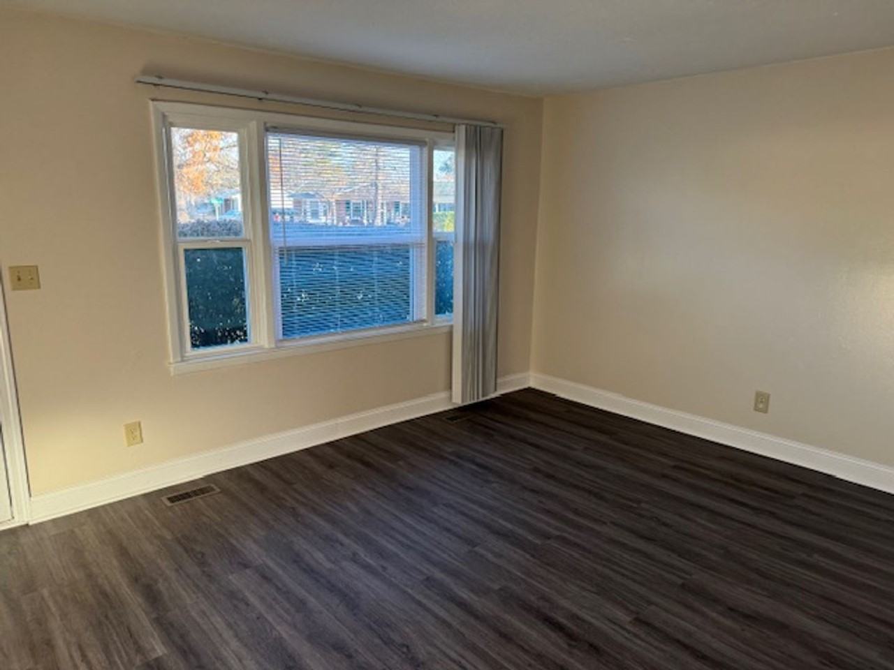 303 Tall Pine Road - Photo 2 of 11