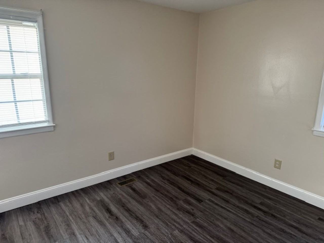 303 Tall Pine Road - Photo 7 of 11