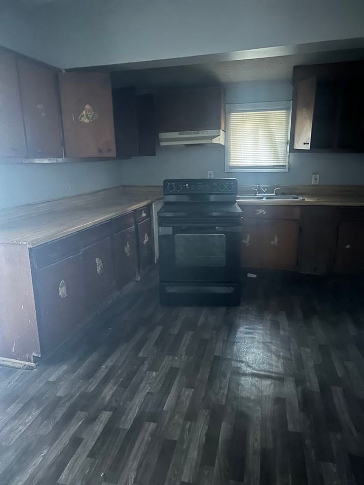 2760 Cherry Avenue - Photo 6 of 9