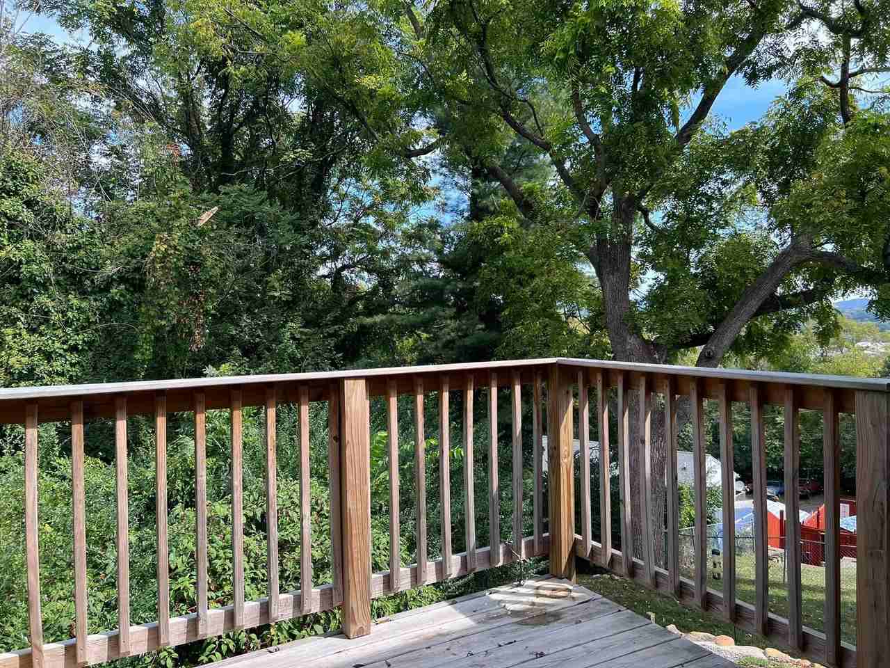 1416 Morningside St Se - Photo 2 of 13