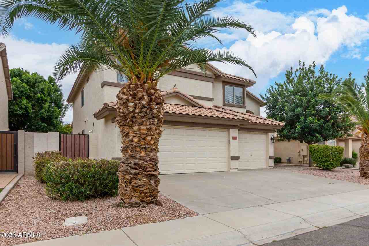 363 Myrtle Drive - Photo 4 of 50