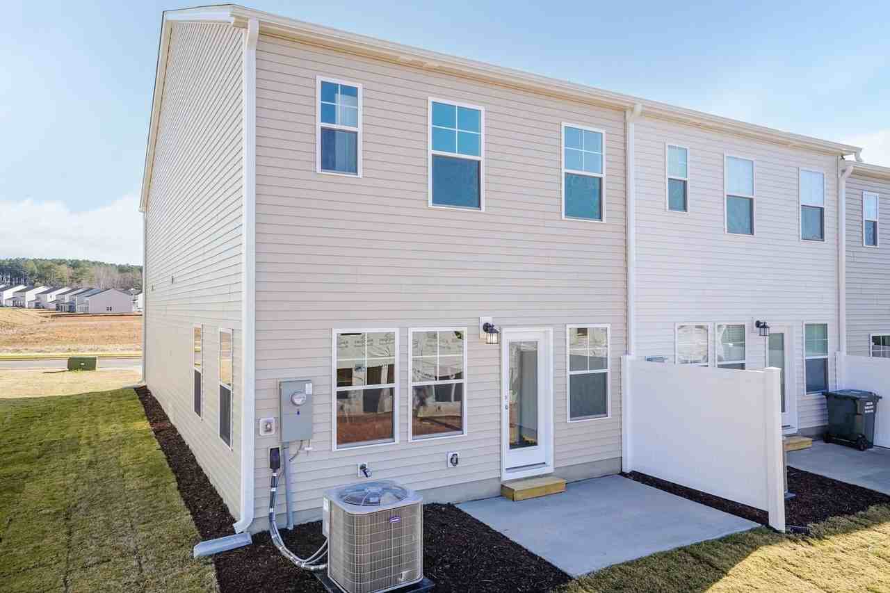 78 Florida St - Photo 4 of 20