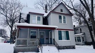 633 Livingston NE - Photo 1 of 1