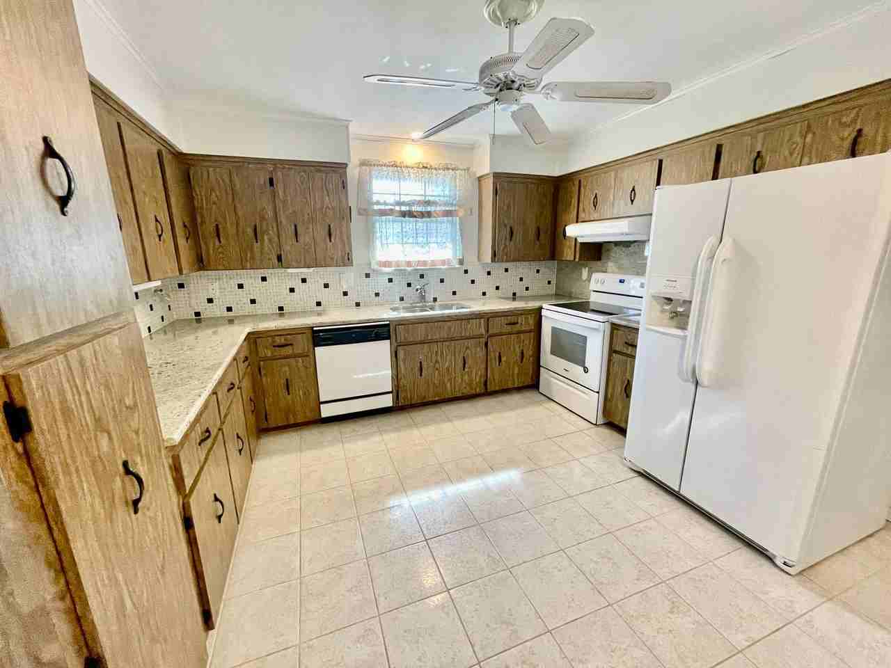 54157 Lawhon Road South - Photo 4 of 21