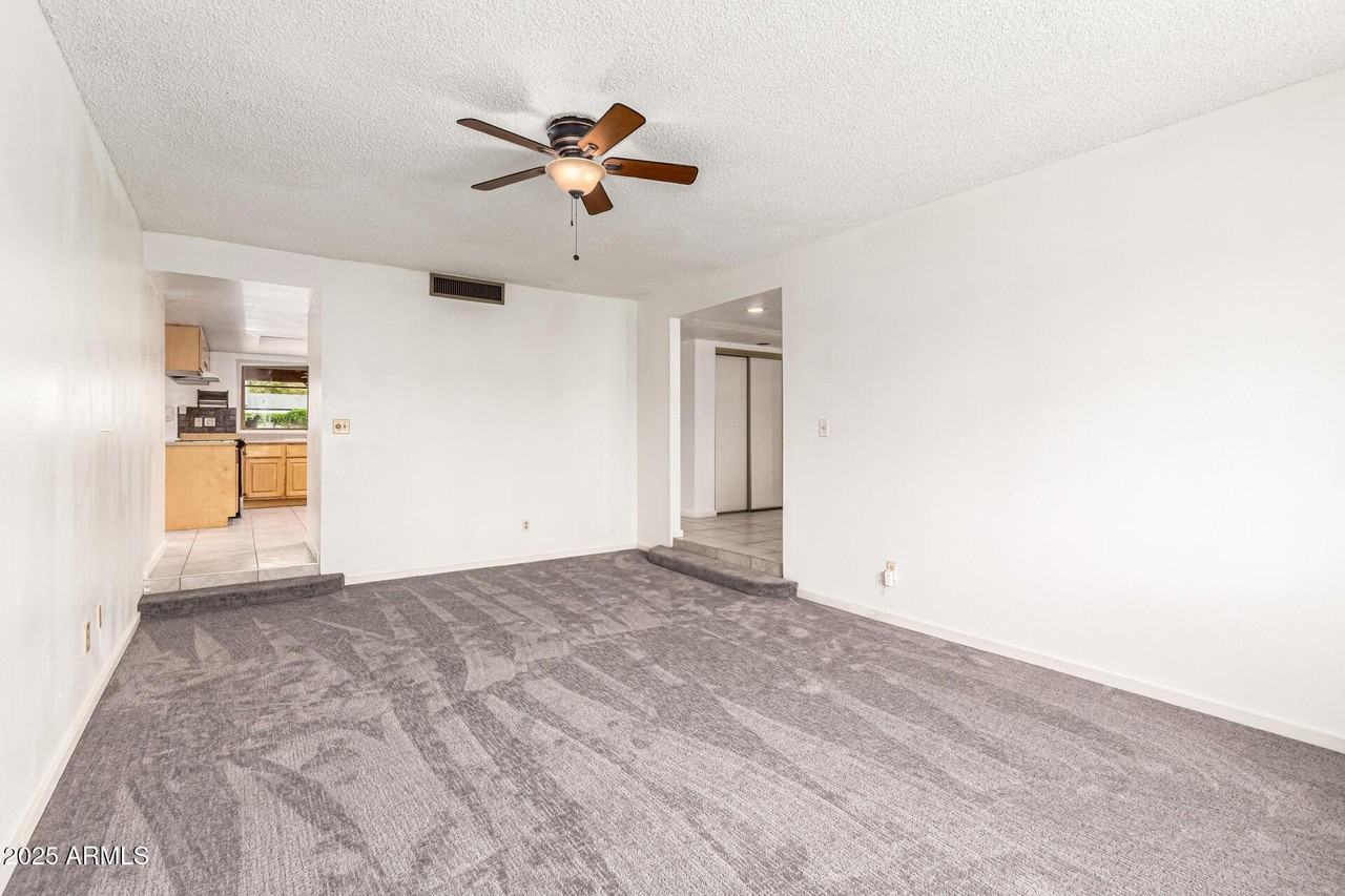 1923 E Gemini Dr - Photo 6 of 23