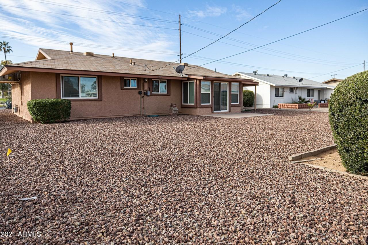 10530 Alabama Avenue - Photo 2 of 18