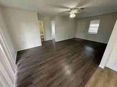 1870 King David Dr Unit 206 #206 - Photo 4 of 5