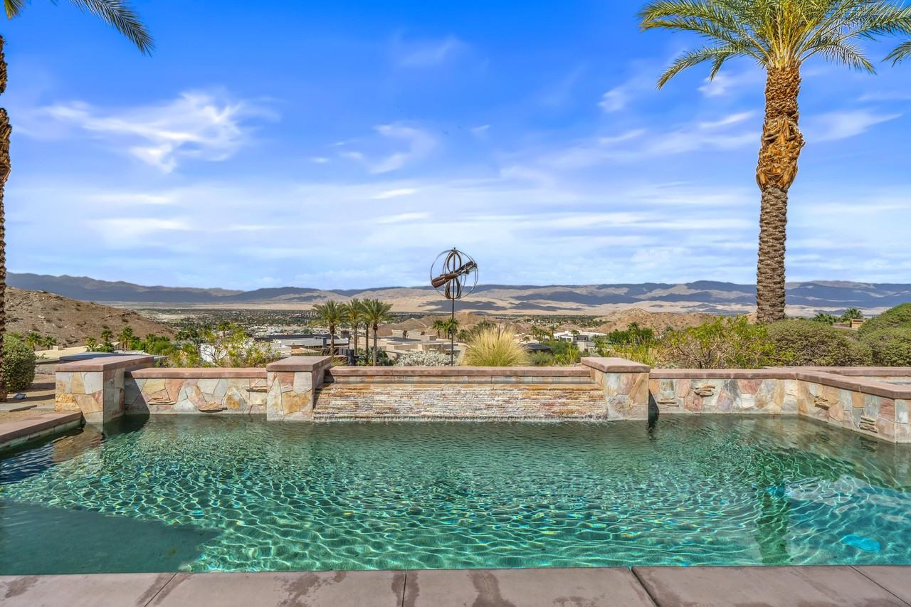 31 Hillcrest Drive - Photo 4 of 50