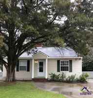 featured image of 122 Tinker Blvd