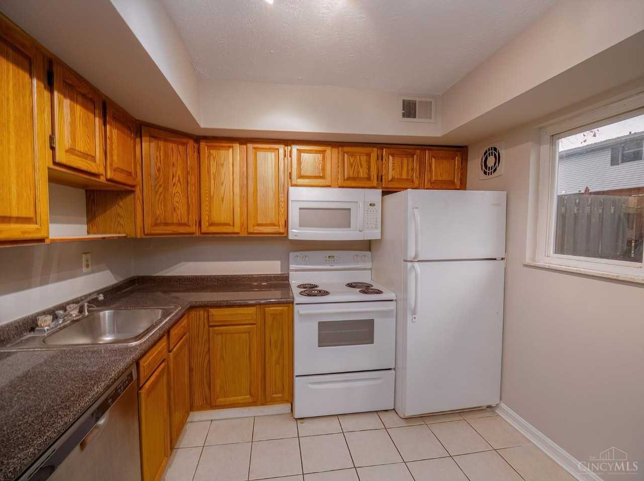 7752 Montgomery Road #25 - Photo 6 of 22