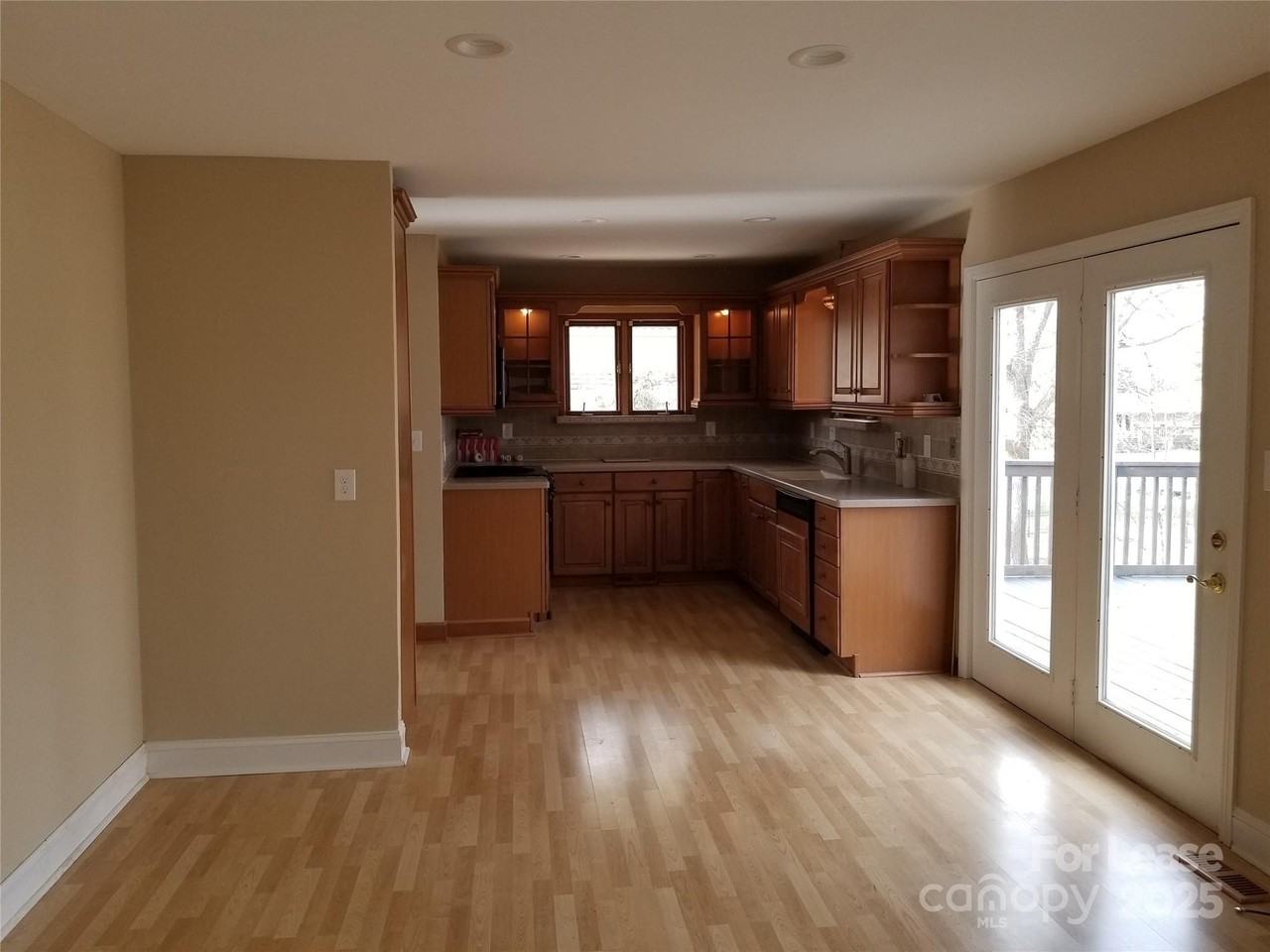 21516 Delftmere Drive - Photo 2 of 29