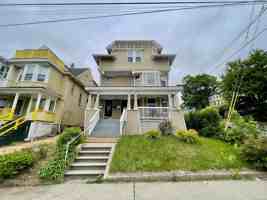 featured image of 275 Cooke Street #2