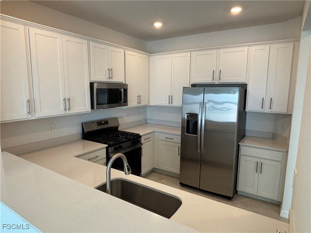 14883 White Pearl Rd - Photo 3 of 22