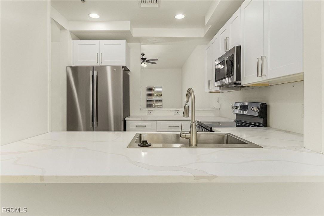 2110 West First Street #103 - Photo 7 of 38