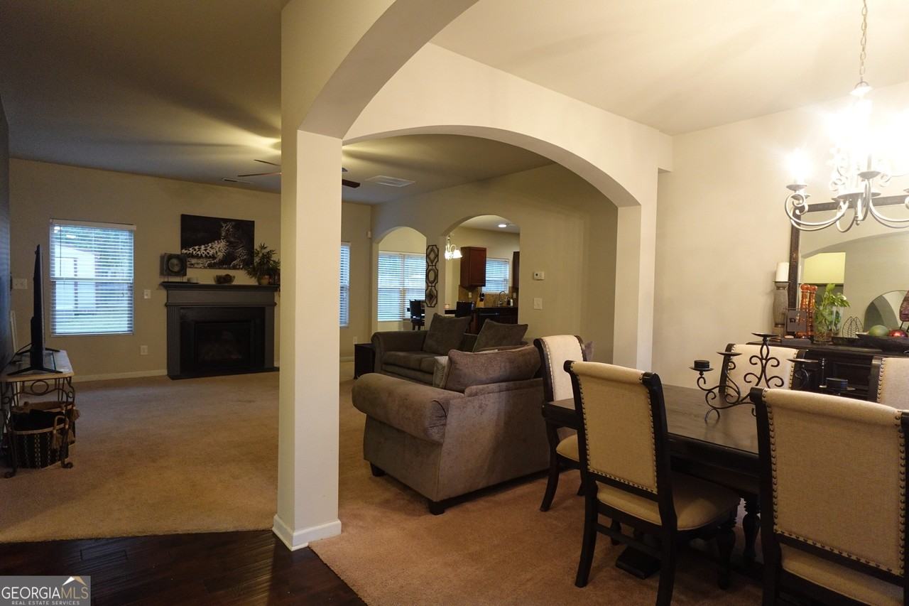 9775 Ivey Ridge Cir - Photo 4 of 32