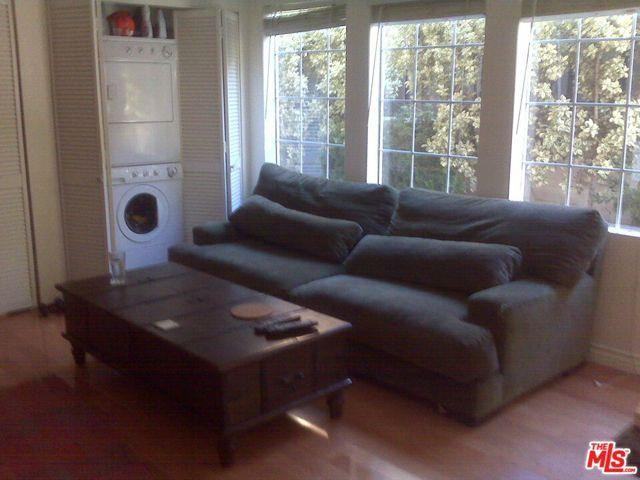 6414 Dix Street - Photo 3 of 6