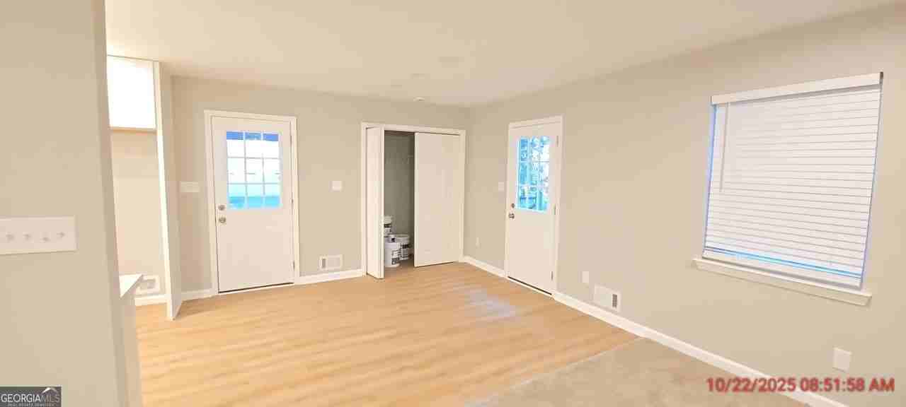 125 Highland Dr - Photo 3 of 10