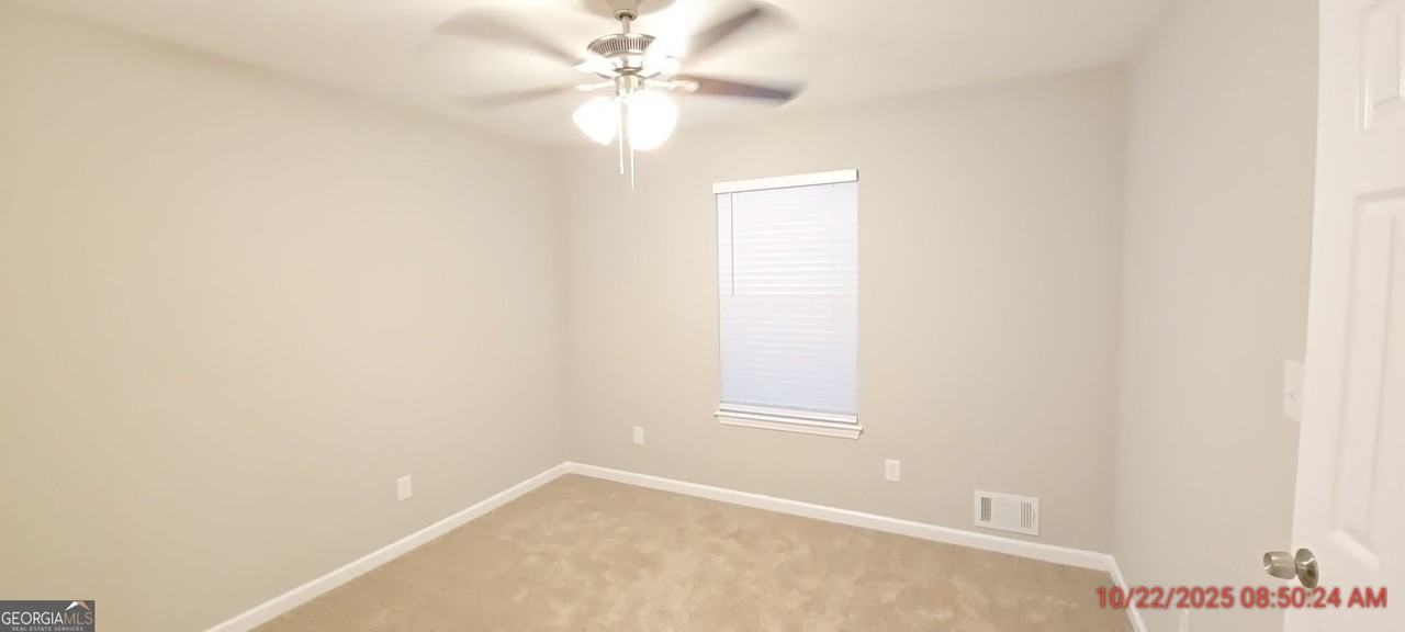 125 Highland Dr - Photo 6 of 10