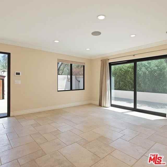 5515 Ruthwood Dr - Photo 4 of 8