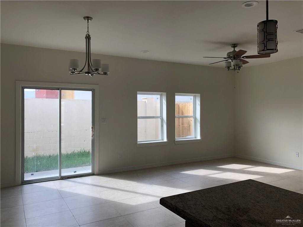 2304 East 1st Street #5 - Photo 3 of 11