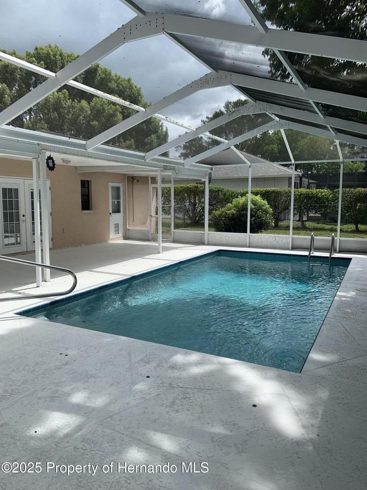 4143 Montano Ave - Photo 2 of 23