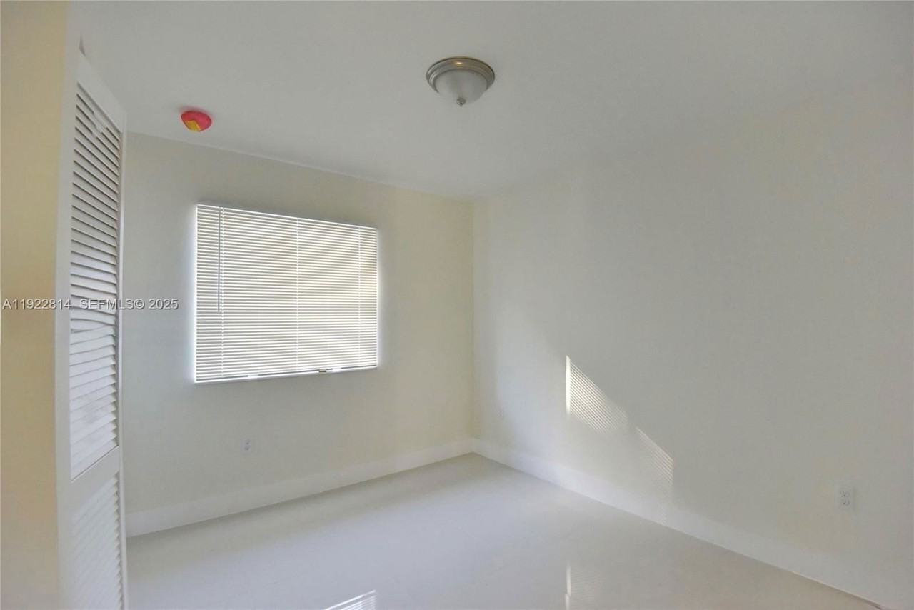 1980 Nw 54th St #A - Photo 7 of 8