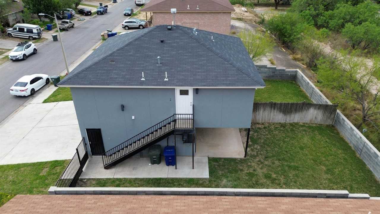 214 Allen Dr - Photo 2 of 22