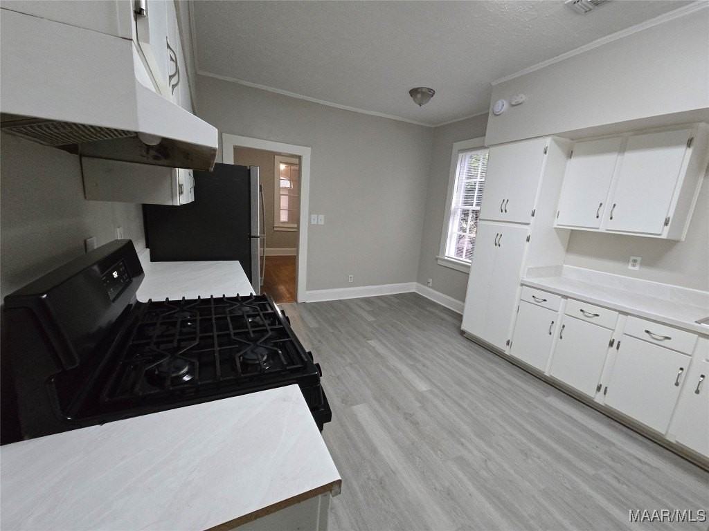 3256 Montezuma Rd - Photo 6 of 19