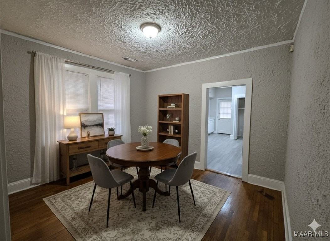 3256 Montezuma Rd - Photo 7 of 19