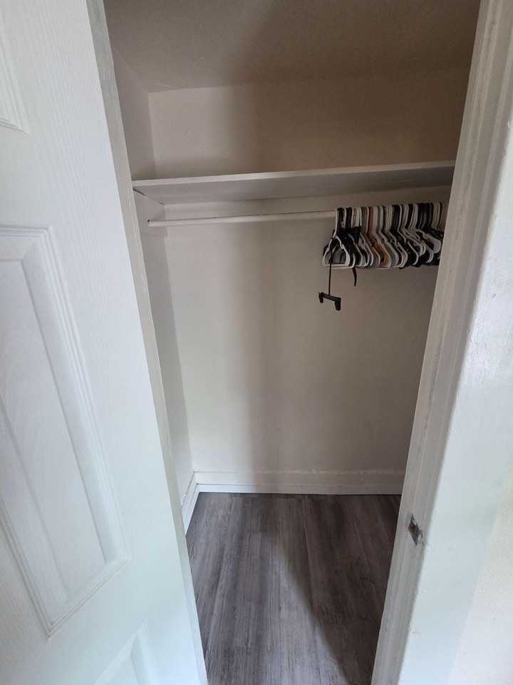 W 7th St - Photo 2 of 5