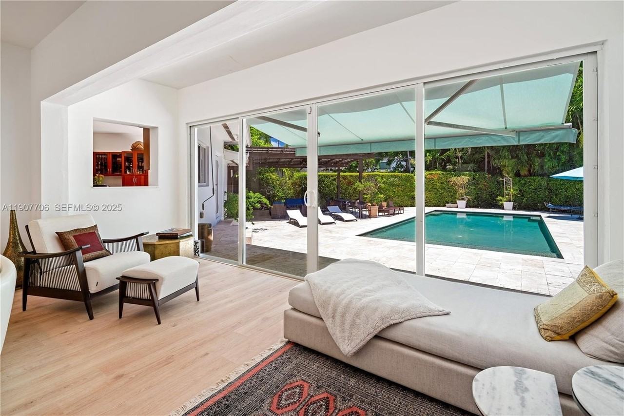 200 Shore Dr S - Photo 7 of 30