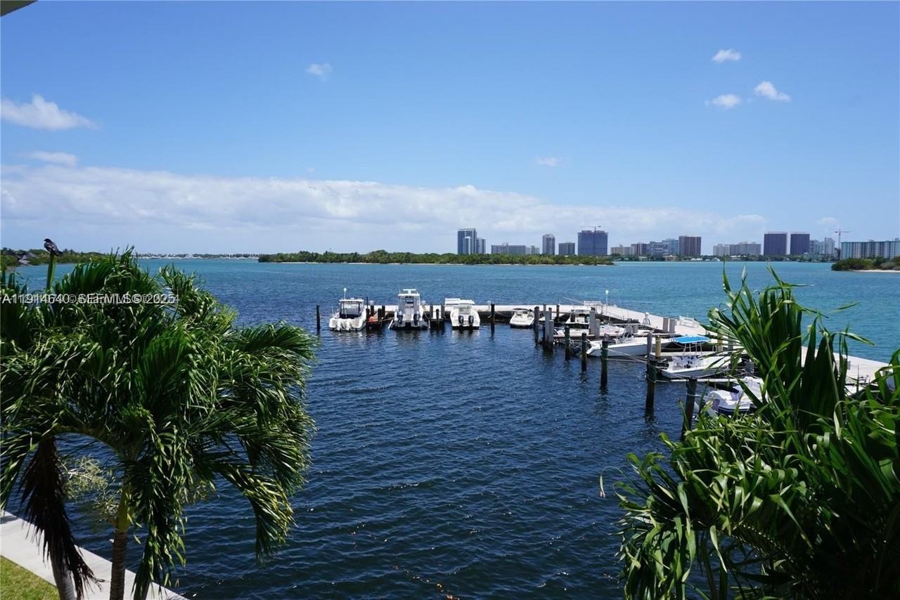 2700 Ne 135th St #45 - Photo 2 of 27