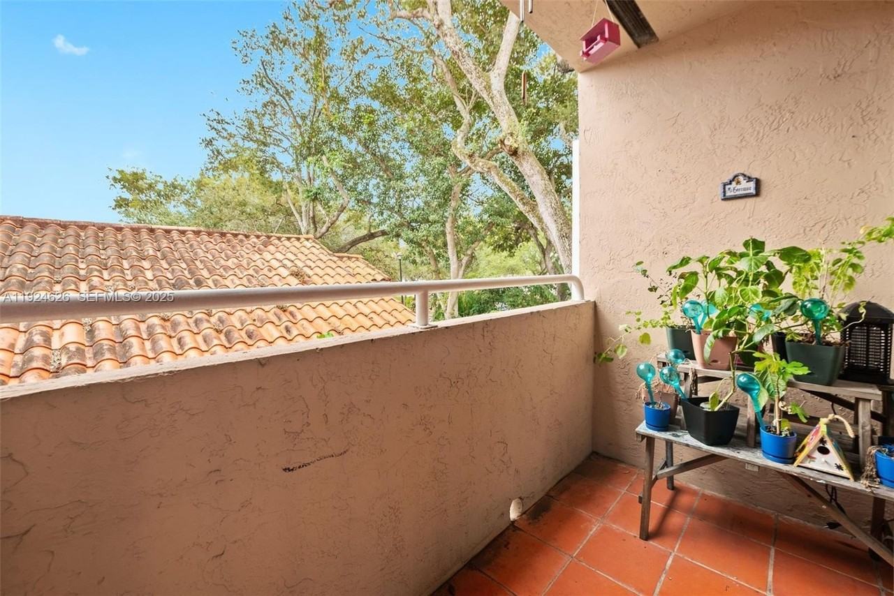 11840 Sw 80th St #526 - Photo 7 of 25
