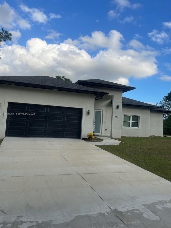 321 Briggs Ave S - Photo 6 of 22