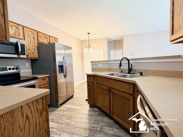 27328 Hidden Oaks Dr - Photo 7 of 19