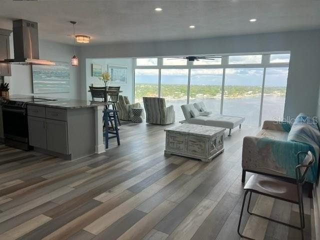 7200 Sunshine Skyway Lane South #15F - Photo 7 of 17