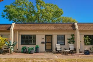 1403 Arrowhead Circle West #13E - Photo 1 of 1