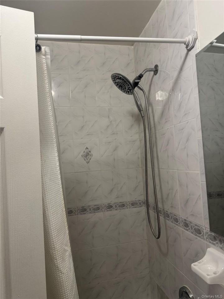 6595 Terrace Ct Apt 1 #1 - Photo 2 of 5