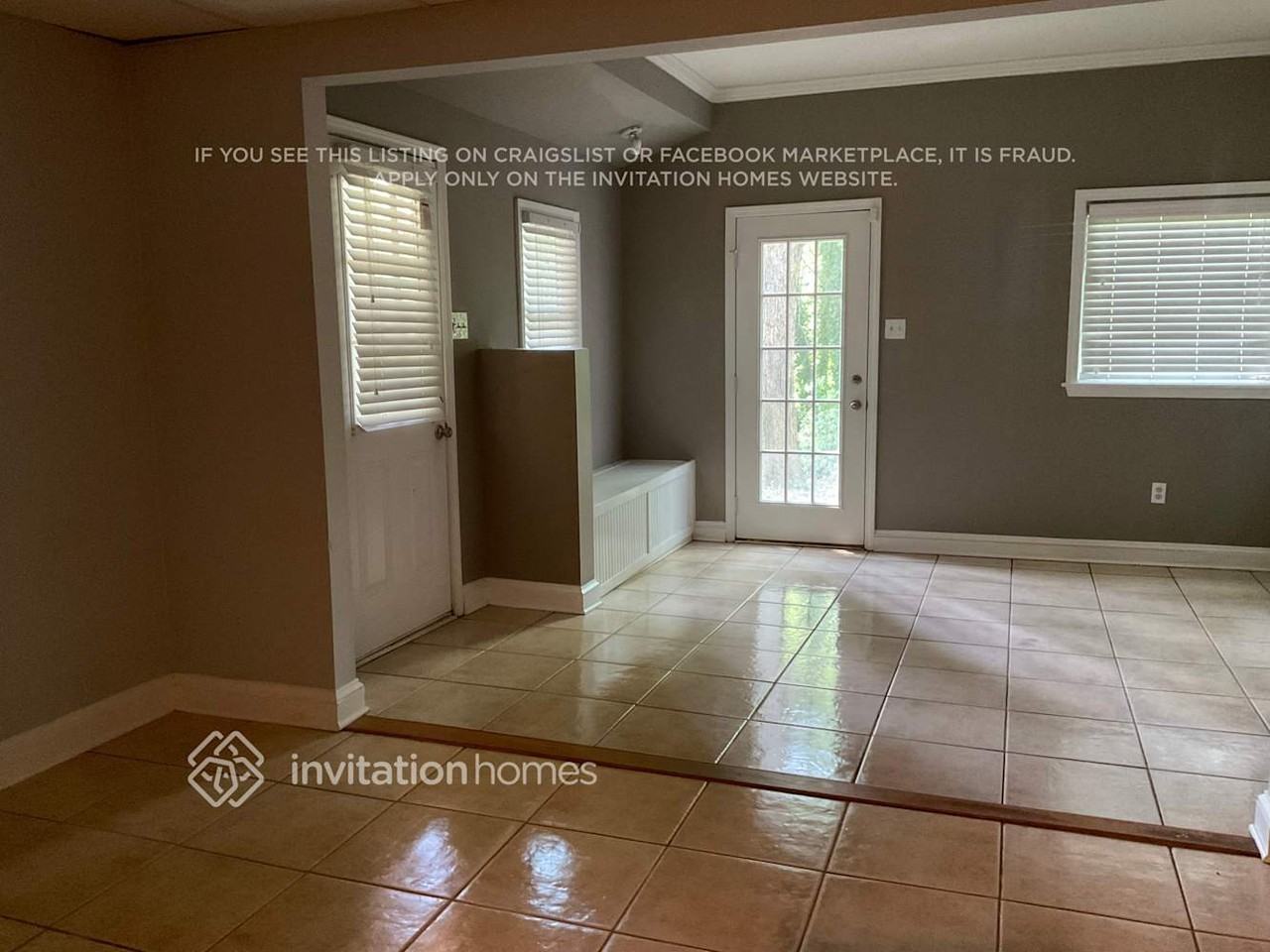 1440 Midland Way - Photo 3 of 18