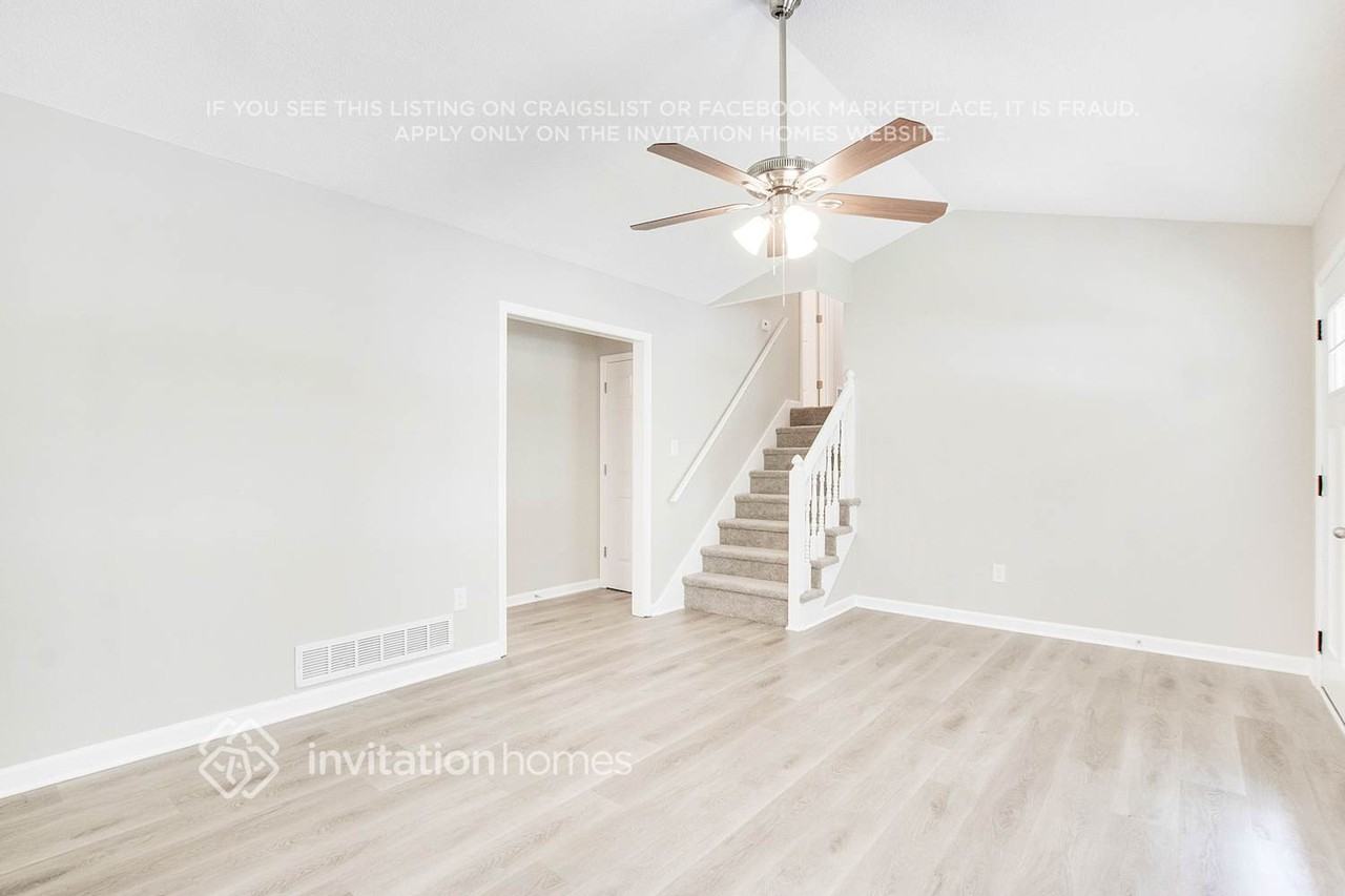 24 Grapevine Dr - Photo 3 of 22