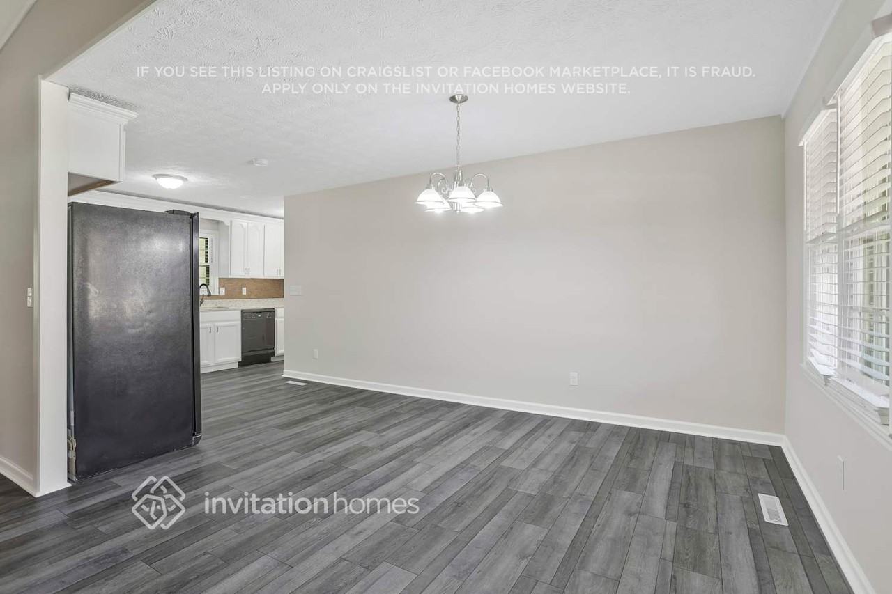 3647 Mill Lake Dr - Photo 6 of 22