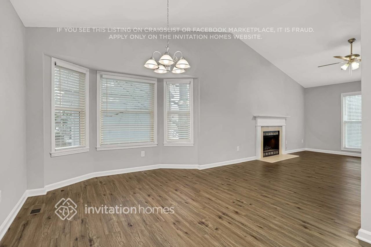 499 Villa Rosa Rd - Photo 2 of 16