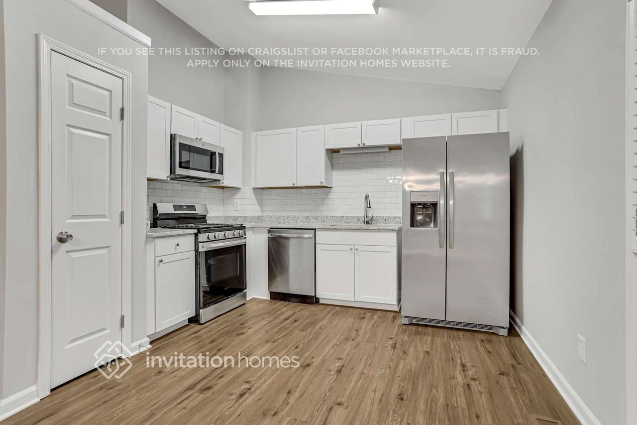 499 Villa Rosa Rd - Photo 3 of 16