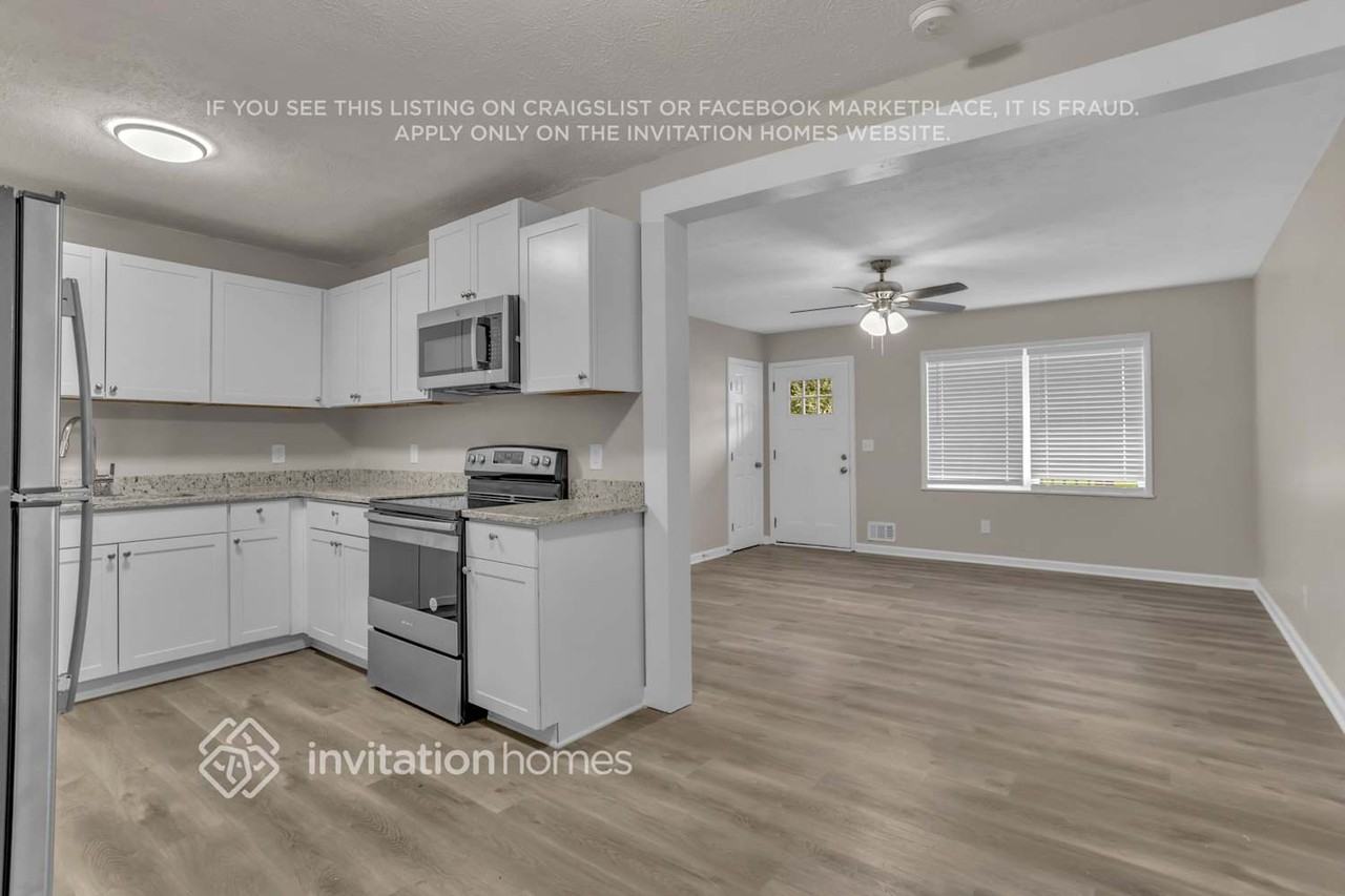 51 Herbert Hayes Dr - Photo 4 of 18