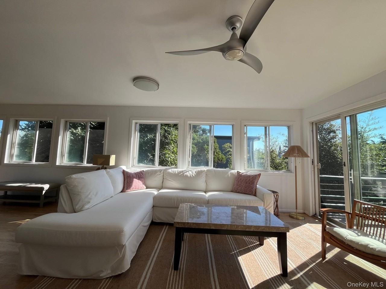 150 Clipper Roadway - Photo 3 of 27