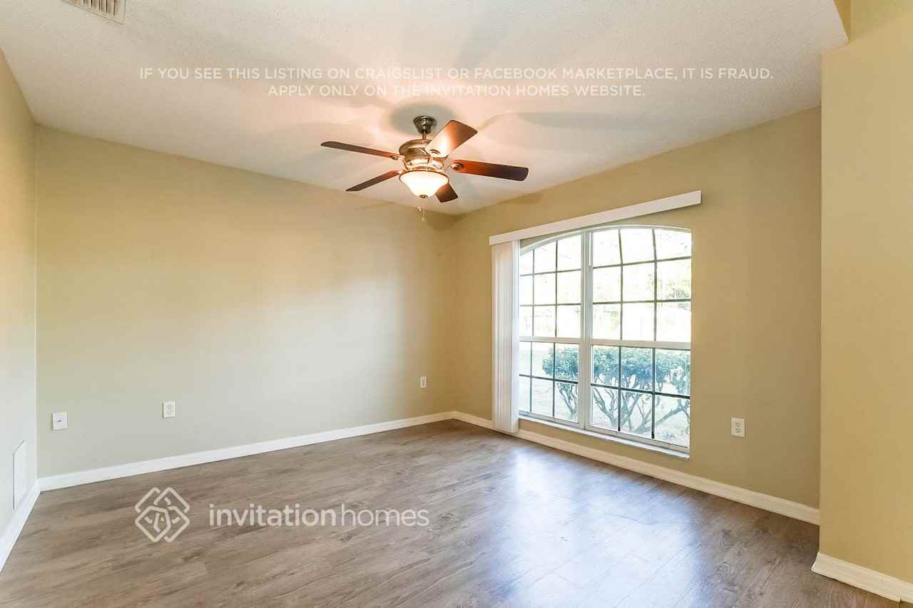 6464 Betty Ave - Photo 5 of 17